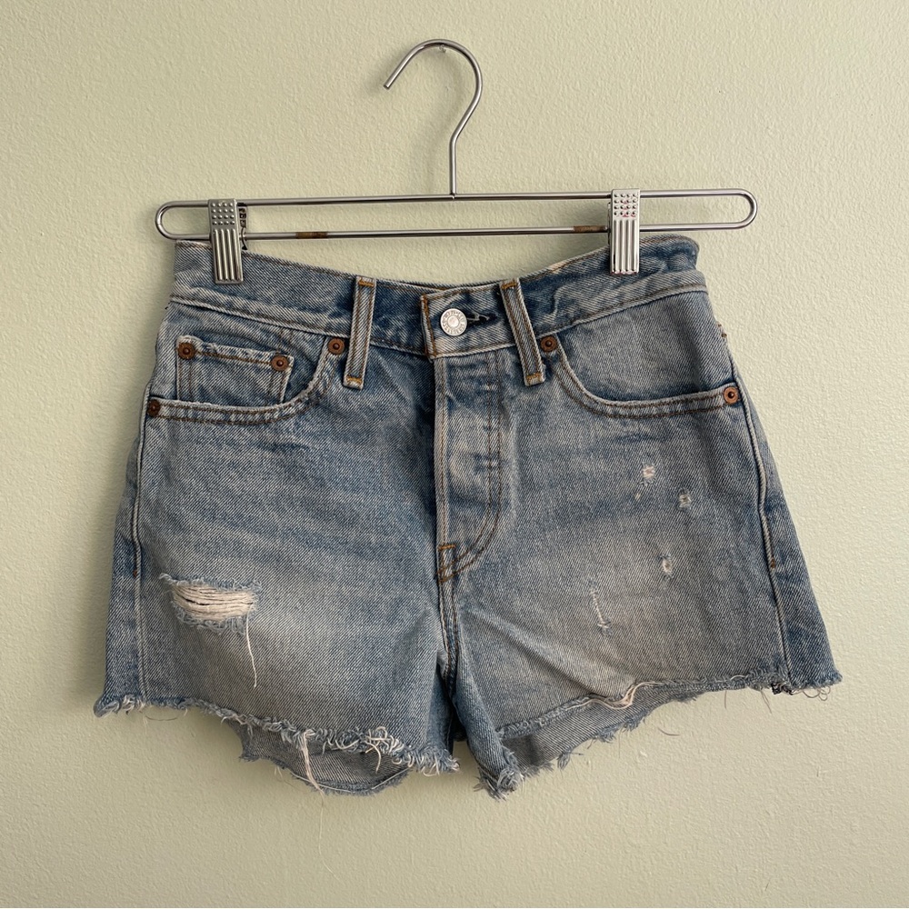 Levi’s Hi rise Wedgie Shorts